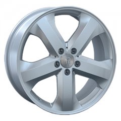 Mercedes-Benz MR102